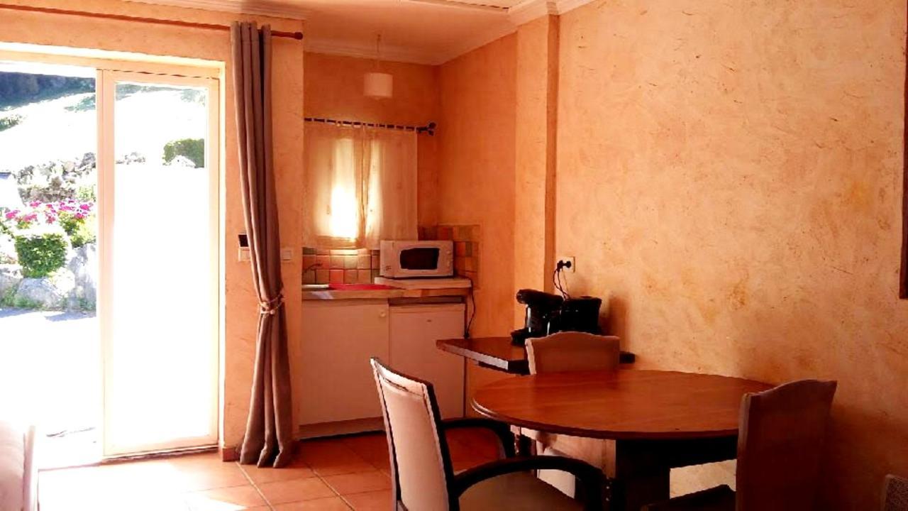 Accous Chambres D Hotes La Cavaliere מראה חיצוני תמונה