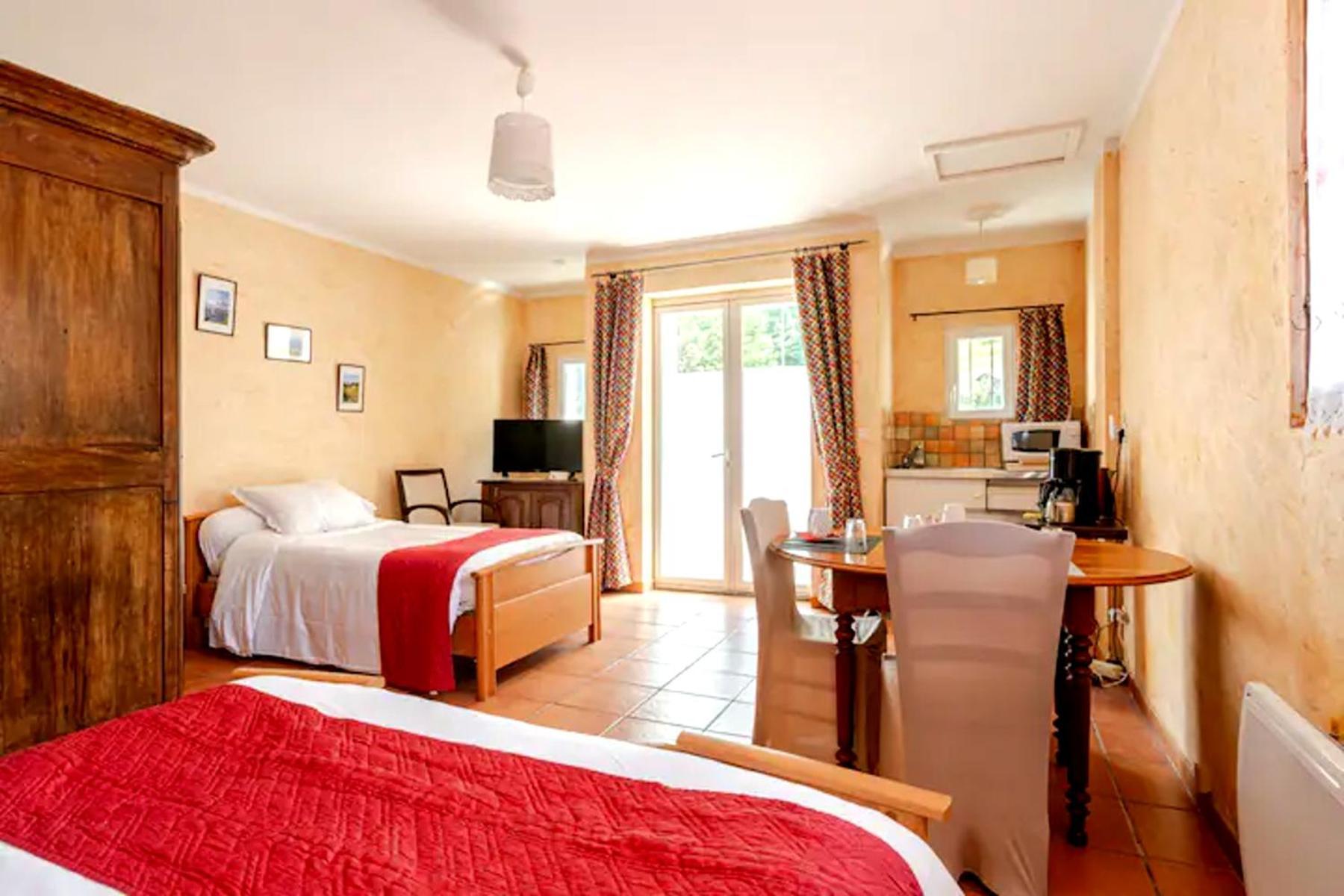Accous Chambres D Hotes La Cavaliere מראה חיצוני תמונה